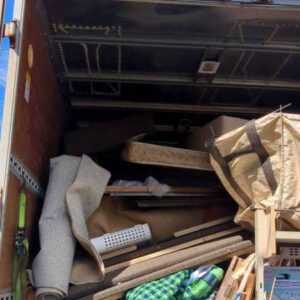 福岡県春日市で子供の道具・家具などまとめて回収